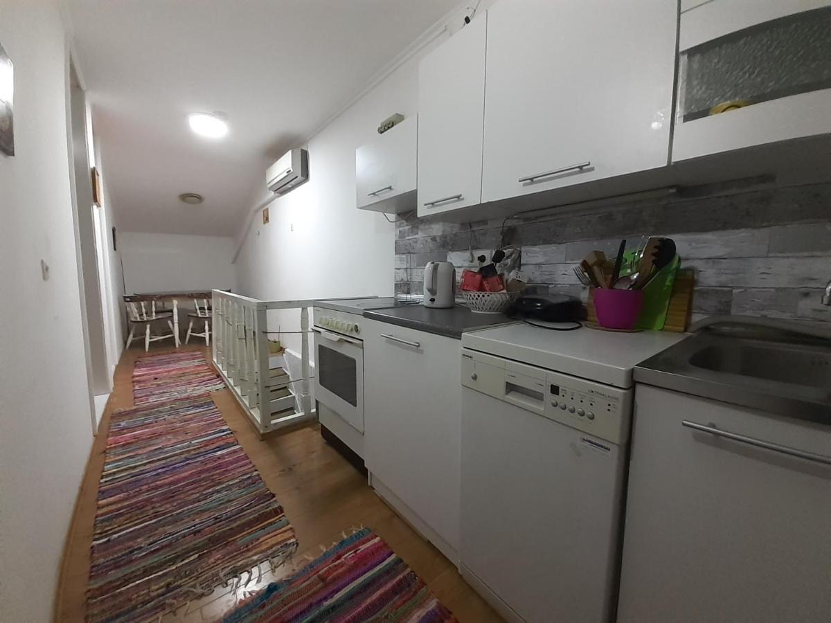 Rooms & Apartment Gh Pasha ทูซลา ภายนอก รูปภาพ