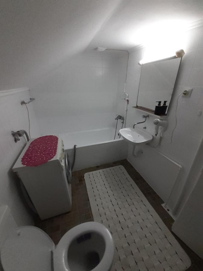 Rooms & Apartment Gh Pasha ทูซลา ภายนอก รูปภาพ