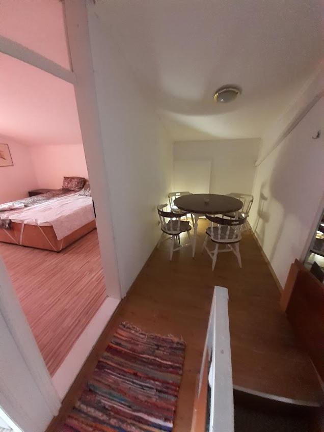 Rooms & Apartment Gh Pasha ทูซลา ภายนอก รูปภาพ