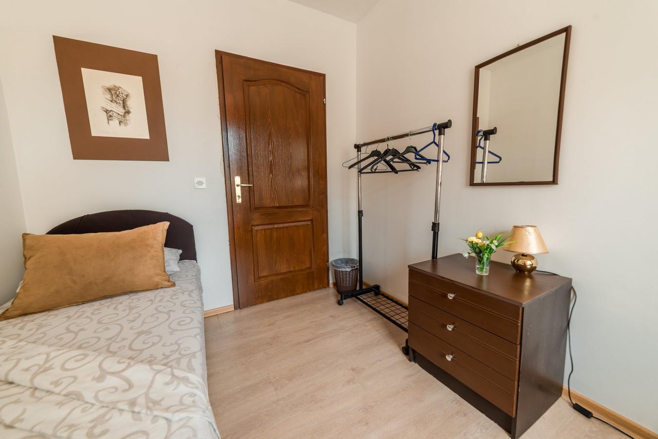 Rooms & Apartment Gh Pasha ทูซลา ห้อง รูปภาพ