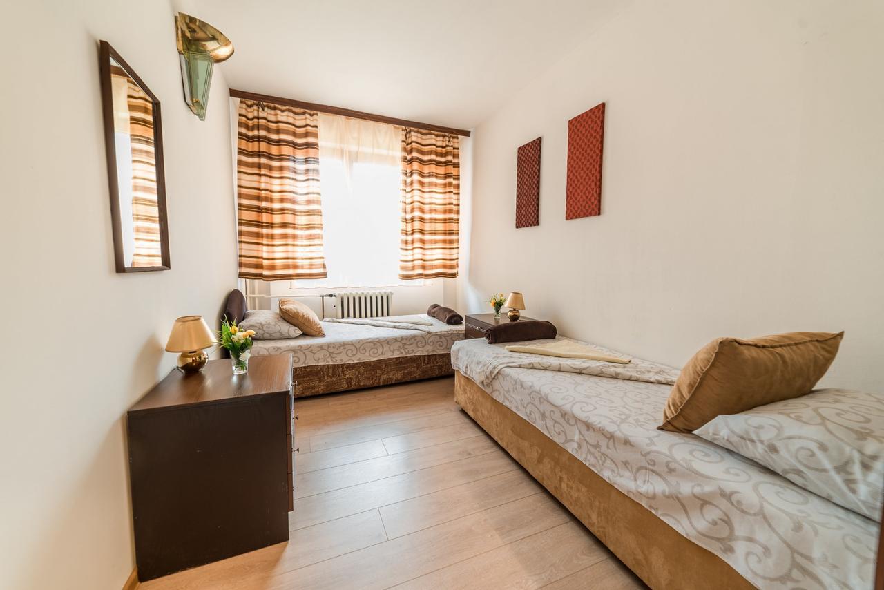 Rooms & Apartment Gh Pasha ทูซลา ภายนอก รูปภาพ